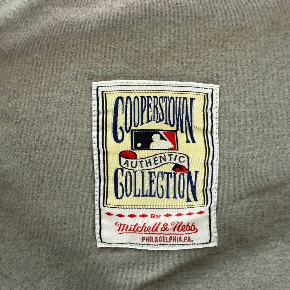 Gray Dodgers Sandy Koufax Jersey with Blue Trim - Picture 4 of 4